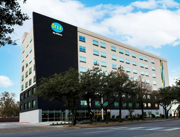 Tru by Hilton Dallas Downtown Market Center hotel detail image 1