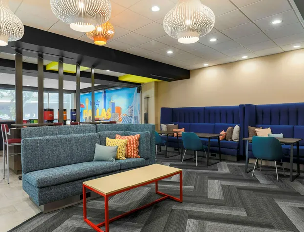 Tru by Hilton Dallas Downtown Market Center hotel detail image 4