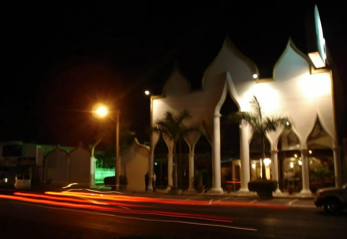 Hotel Tajmahal hotel hero