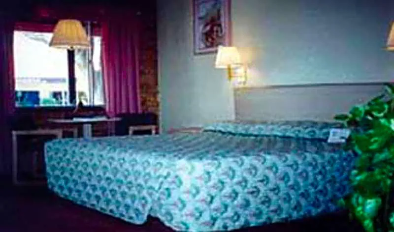 Travelodge La Hacienda hotel hero