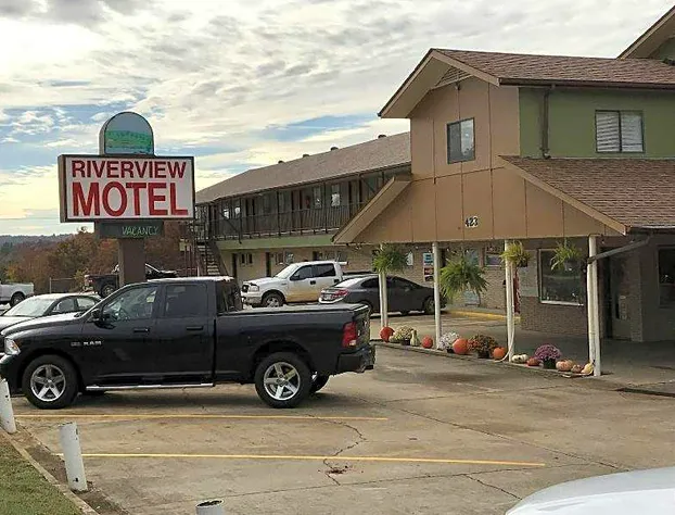 Riverview Cabins hotel detail image 1