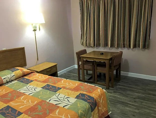 Finns Motel hotel detail image 4