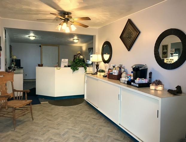 Lakeview Motel and Apartments hotel detail image 3