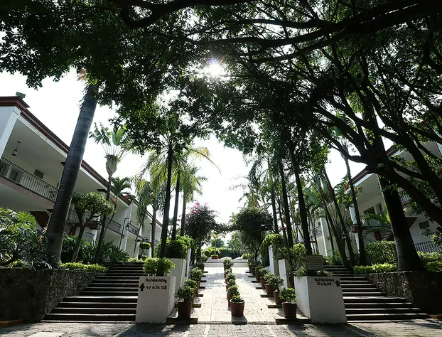 Mision Grand Cuernavaca hotel detail image 2