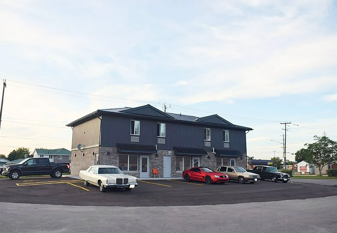 Hotel Kent Chatham hotel hero