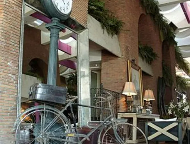 NEhotel Nueva Estancia hotel detail image 2