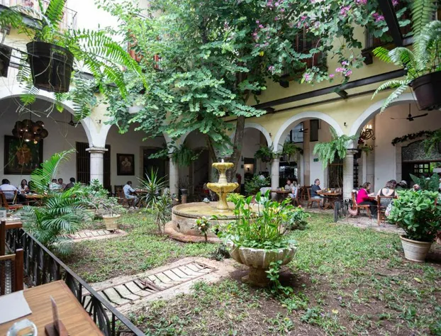 El Mesón del Marqués hotel detail image 3