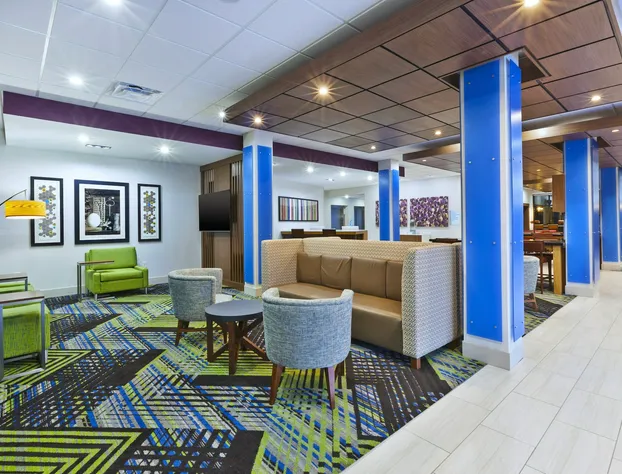 Holiday Inn Express & Suites Painesville - Concord by IHG hotel detail image 2