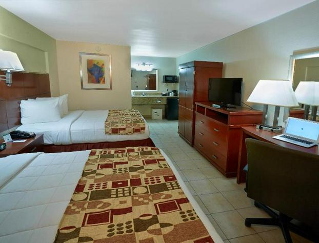 Flamingo Express Hotel hotel detail image 4