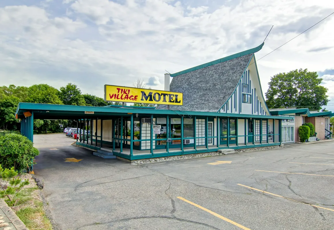 Tiki Village hotel hero