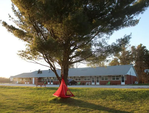 Shenstone Motor Inn & Restaurant hotel detail image 1
