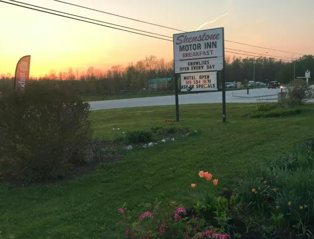 Shenstone Motor Inn & Restaurant hotel detail image 4