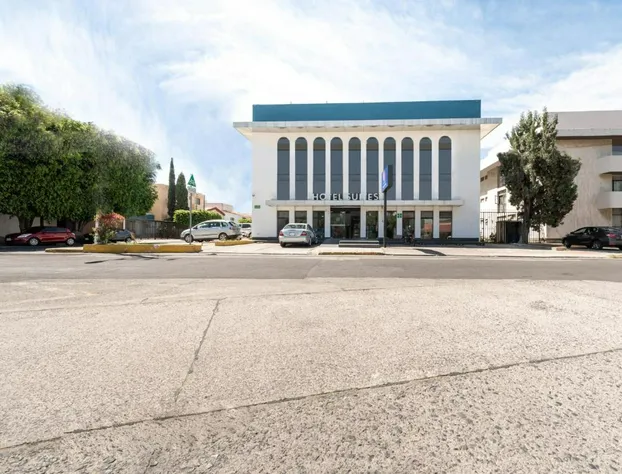 Suites Internacional hotel detail image 1