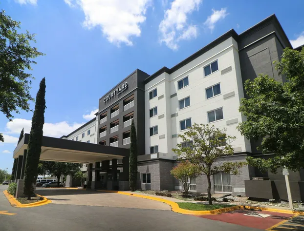 Courtyard by Marriott Monterrey Airport hotel detail image 1