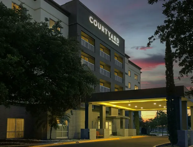 Courtyard by Marriott Monterrey Airport hotel detail image 1