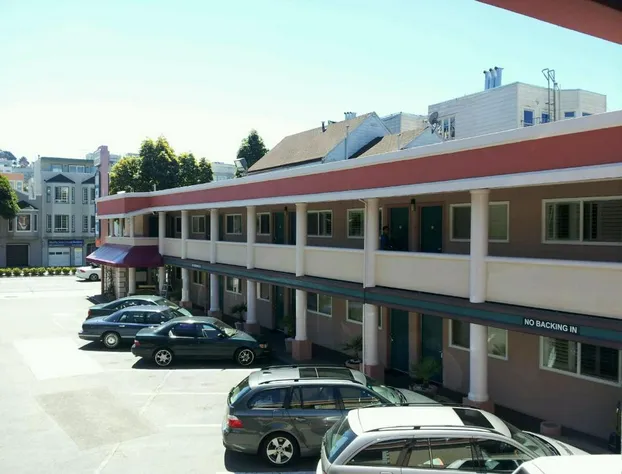 Townhouse Motel hotel detail image 3