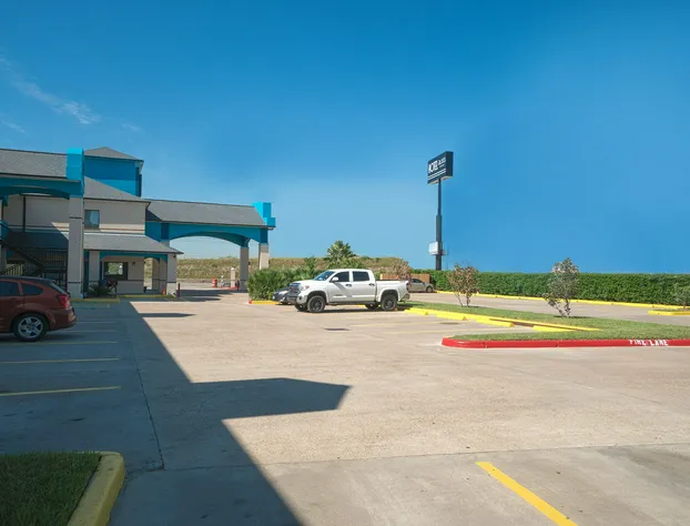 Hotel Bliss Kemah hotel detail image 2