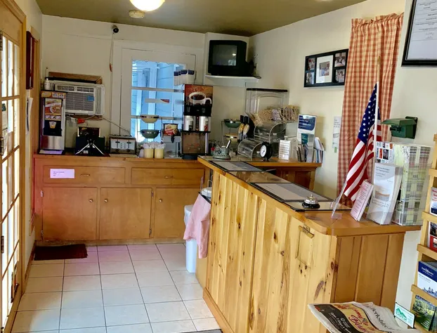 American Inn Lee hotel detail image 3