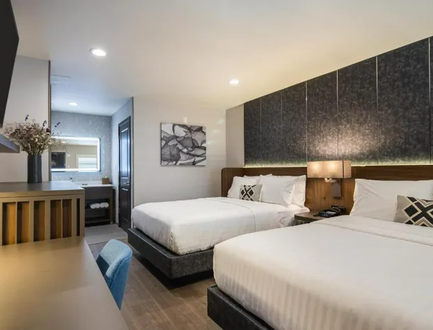 Golden Bear Inn hotel detail image 2