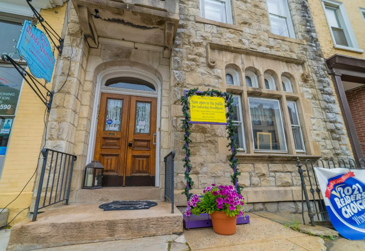 The Maid's Quarters Bed Breakfast & Tearoom hotel hero