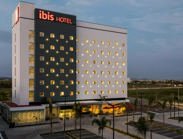 ibis Mazatlán Marina hotel detail image 1