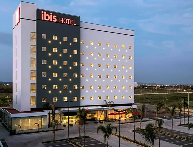 ibis Mazatlán Marina hotel detail image 1