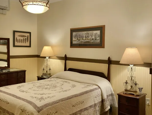 Historic Downtown Capitol Hotel Vacation Suites hotel detail image 2