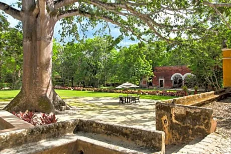 Hacienda Uayamon By IHG hotel hero