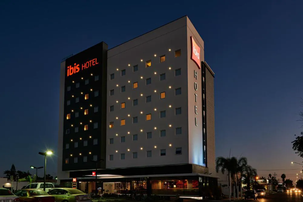 Ibis Los Mochis hotel hero