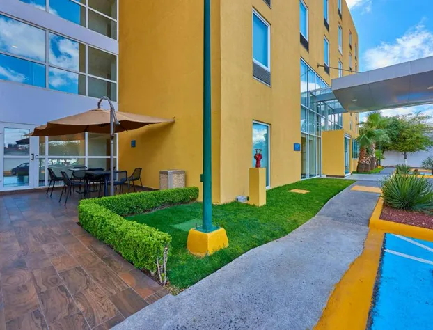 City Express by Marriott Saltillo Sur hotel detail image 2