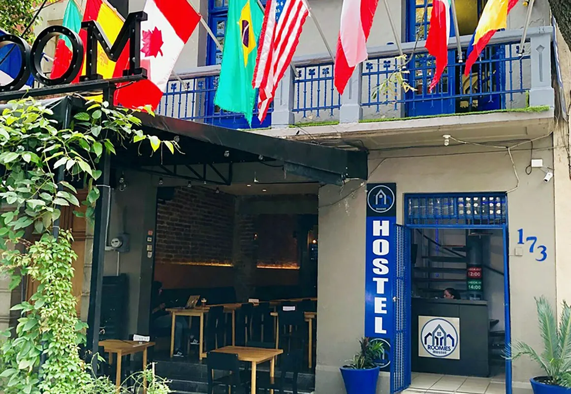 Roomies Hostel Roma hotel hero