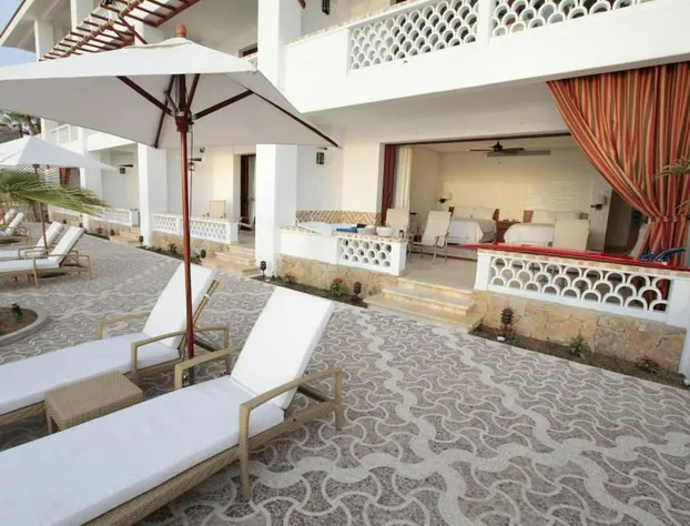 Cabo Surf Hotel & Spa hotel detail image 1