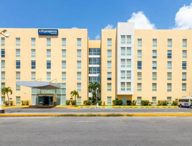 City Express by Marriott Chetumal hotel detail image 1