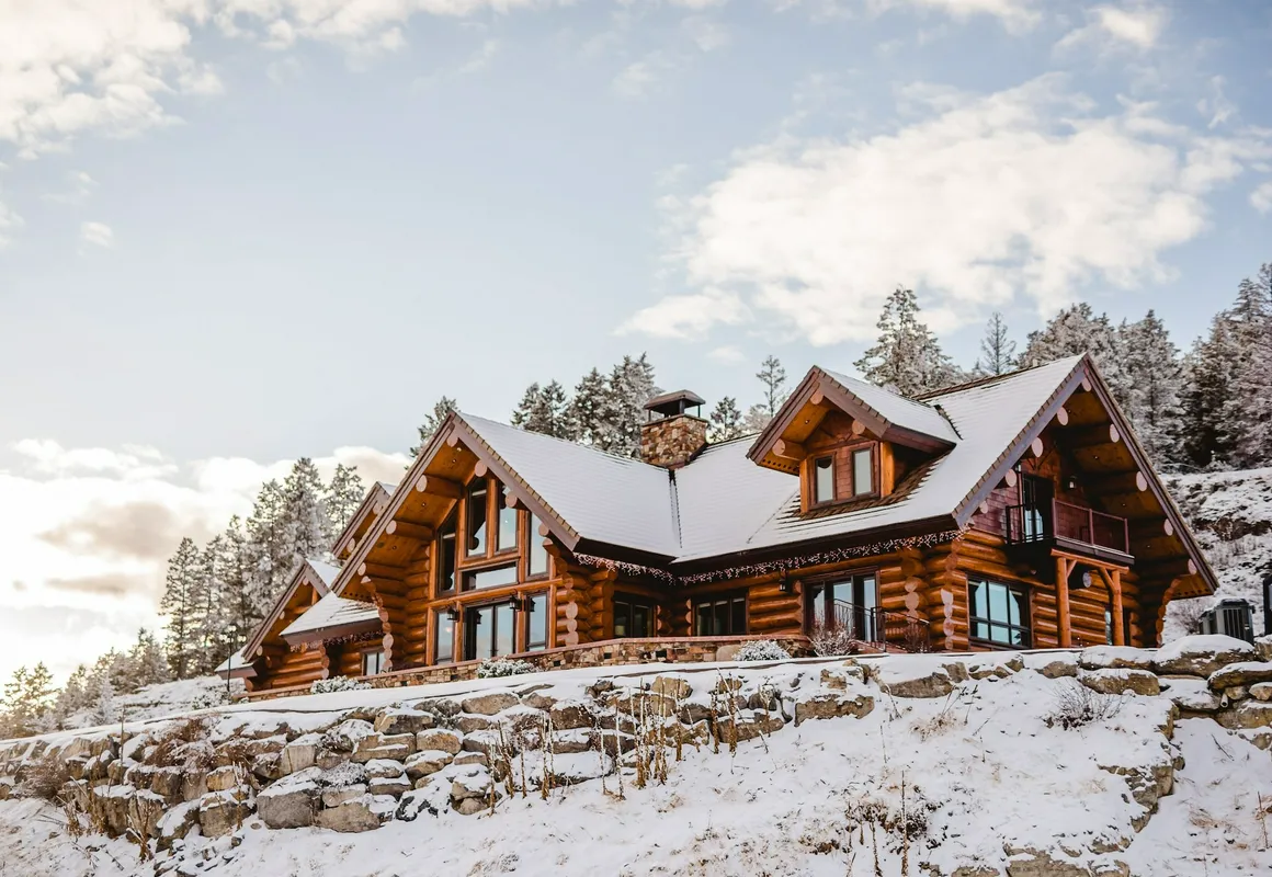 Coyote Bluff Estate hotel hero