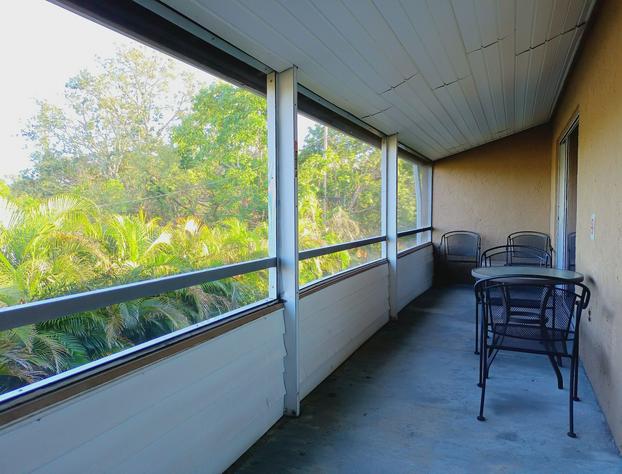 Tropical Dreams - Sarasota Condos Near Siesta Key hotel detail image 3