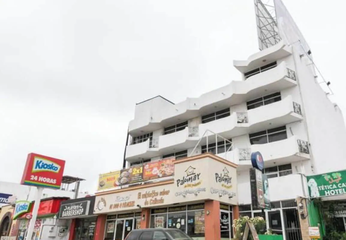 Hotel Zona Dorada hotel hero