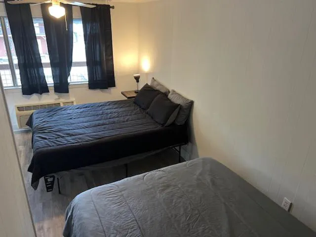 Spruce Pine Inn hotel hero