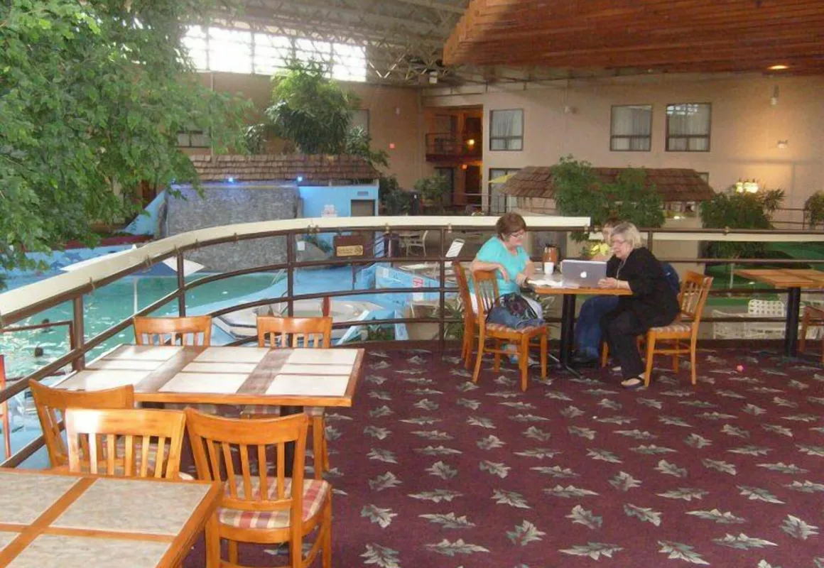 Townhouse Hotel Grand Forks hotel hero