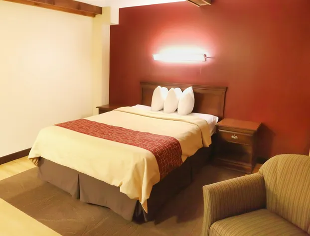 Townhouse Hotel Grand Forks hotel detail image 1