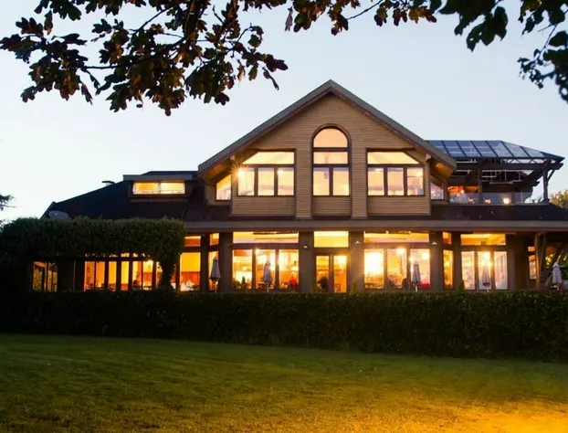 Spinnakers Brewpub & Guesthouses hotel detail image 4