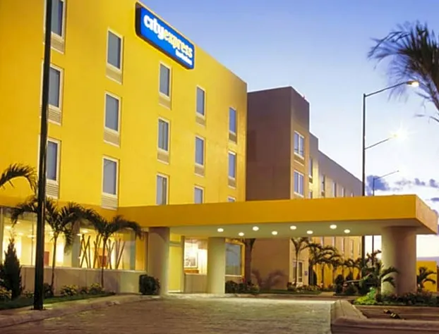 City Express by Marriott Nuevo Laredo hotel detail image 1