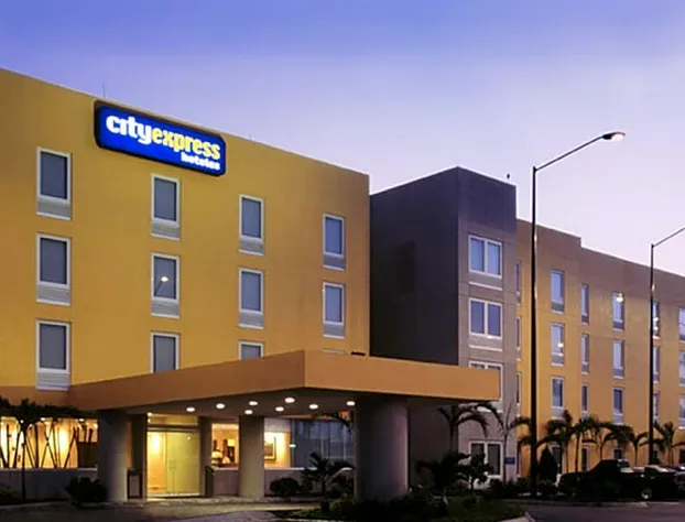 City Express by Marriott Nuevo Laredo hotel detail image 2