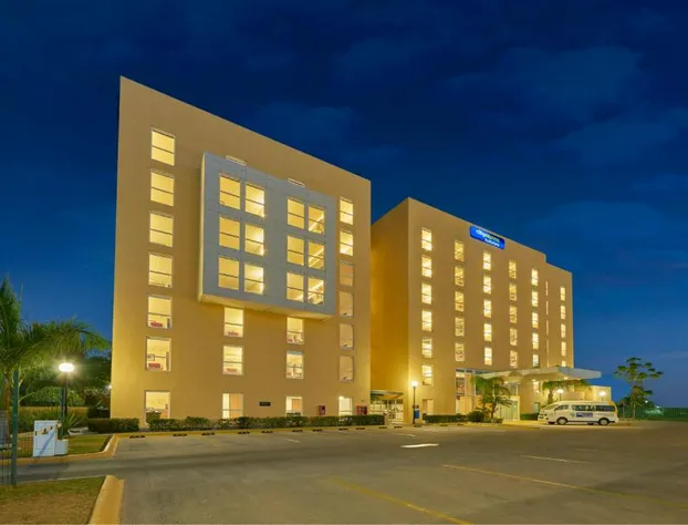 City Express by Marriott Salamanca hotel detail image 1