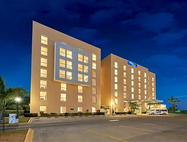 City Express by Marriott Salamanca hotel detail image 1