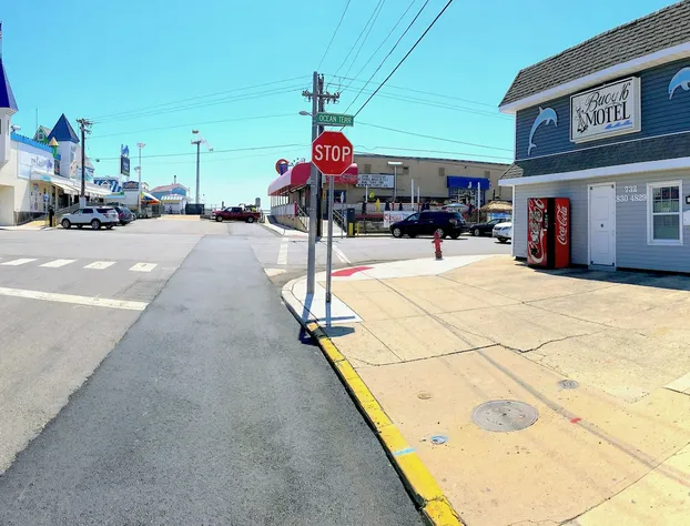 Buoy16 Motel hotel detail image 3