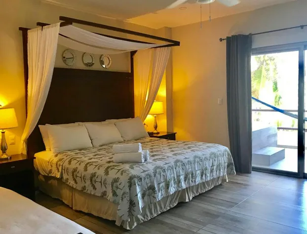 Hotel Playa la Media Luna, Isla Mujeres hotel detail image 3