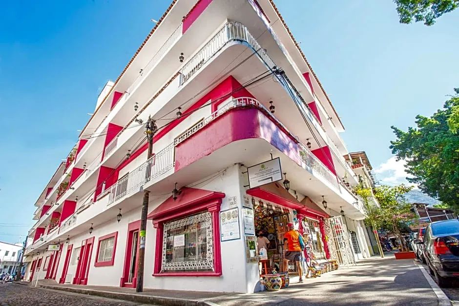 Suites Plaza del Rio - Family Hotel Malecon Centro hotel hero