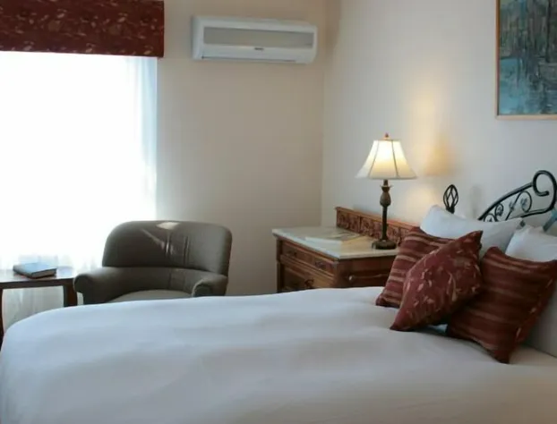 Rossmount Inn hotel detail image 3