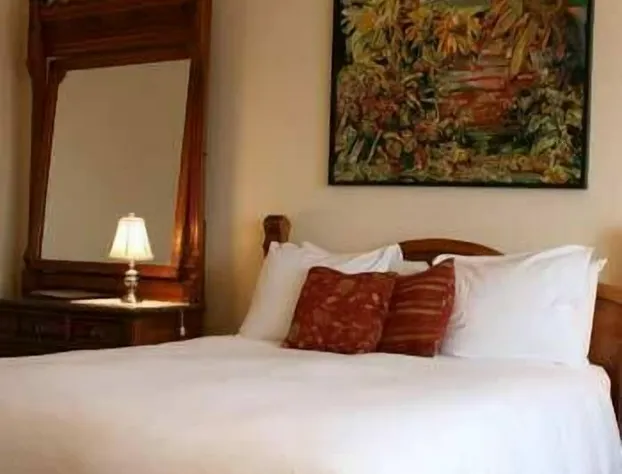 Rossmount Inn hotel detail image 4