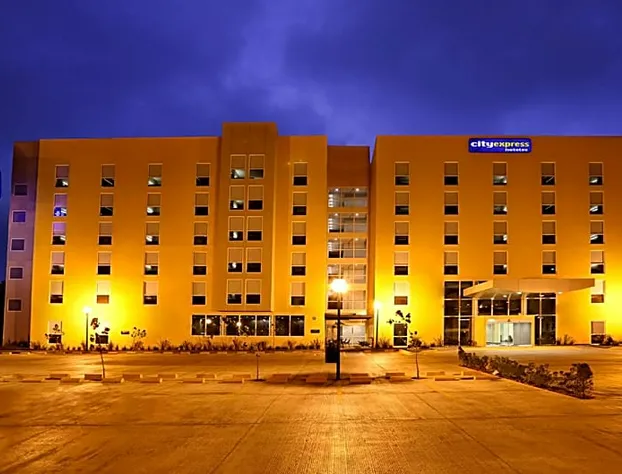 City Express by Marriott Irapuato Norte hotel detail image 1